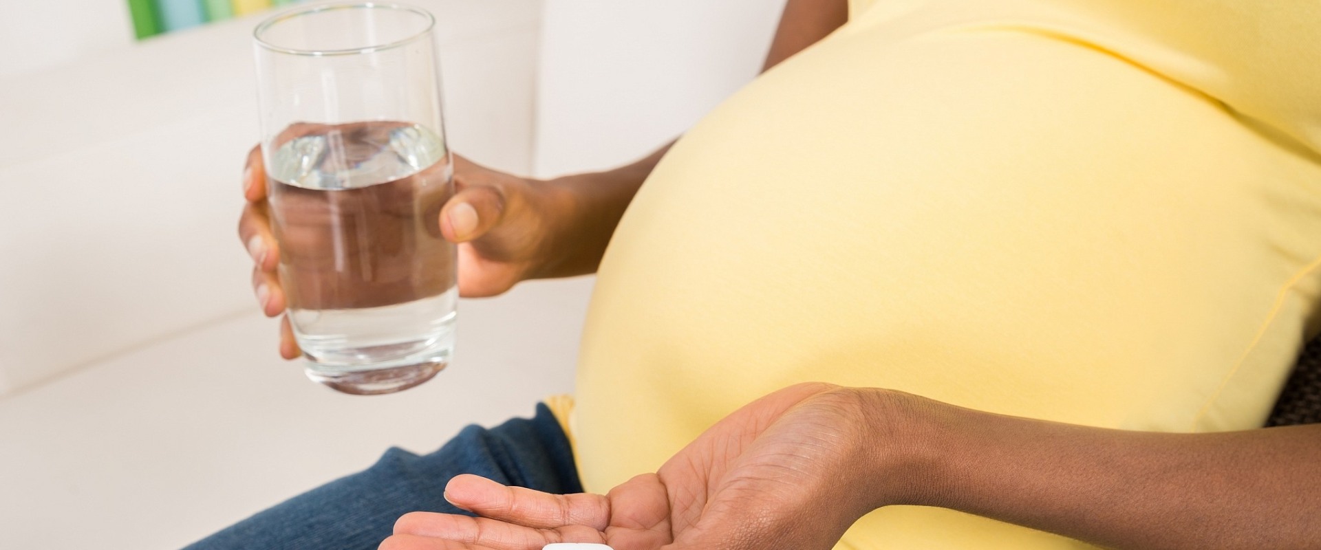 Vitamin Supplements for Pregnant Women: What to Consider and How to Choose